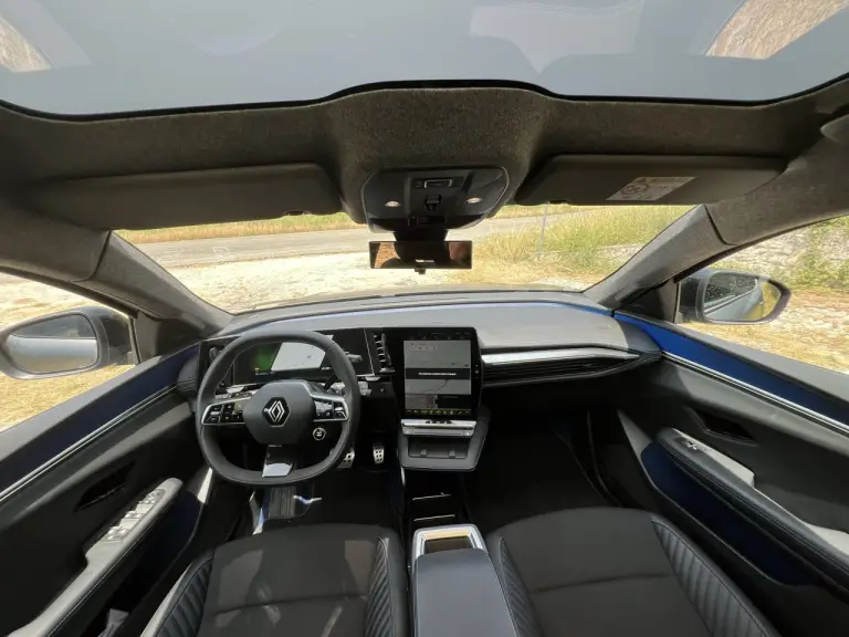 Renault Scenic E-Tech Electric [Car Var] - 10